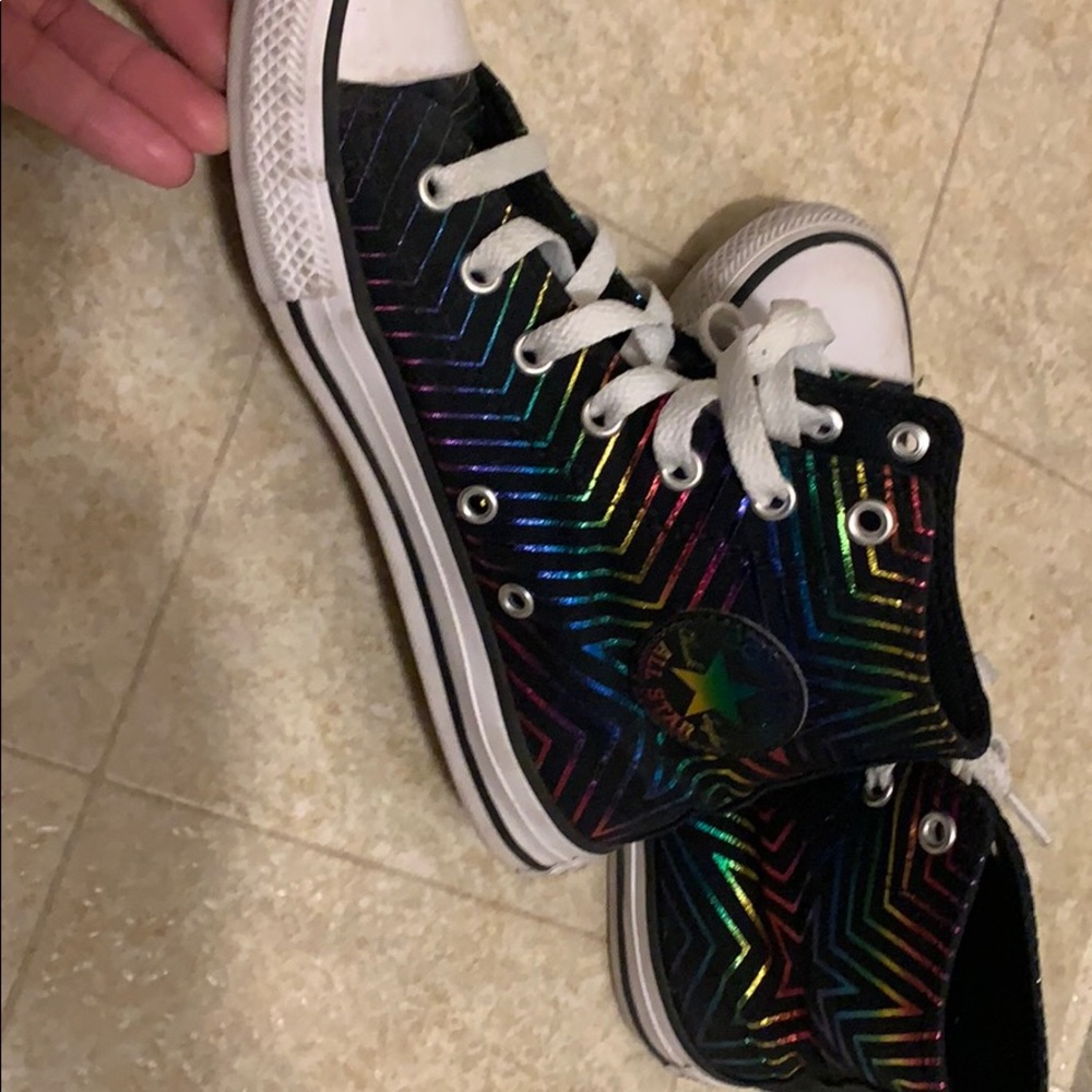 Girls size 2 converse